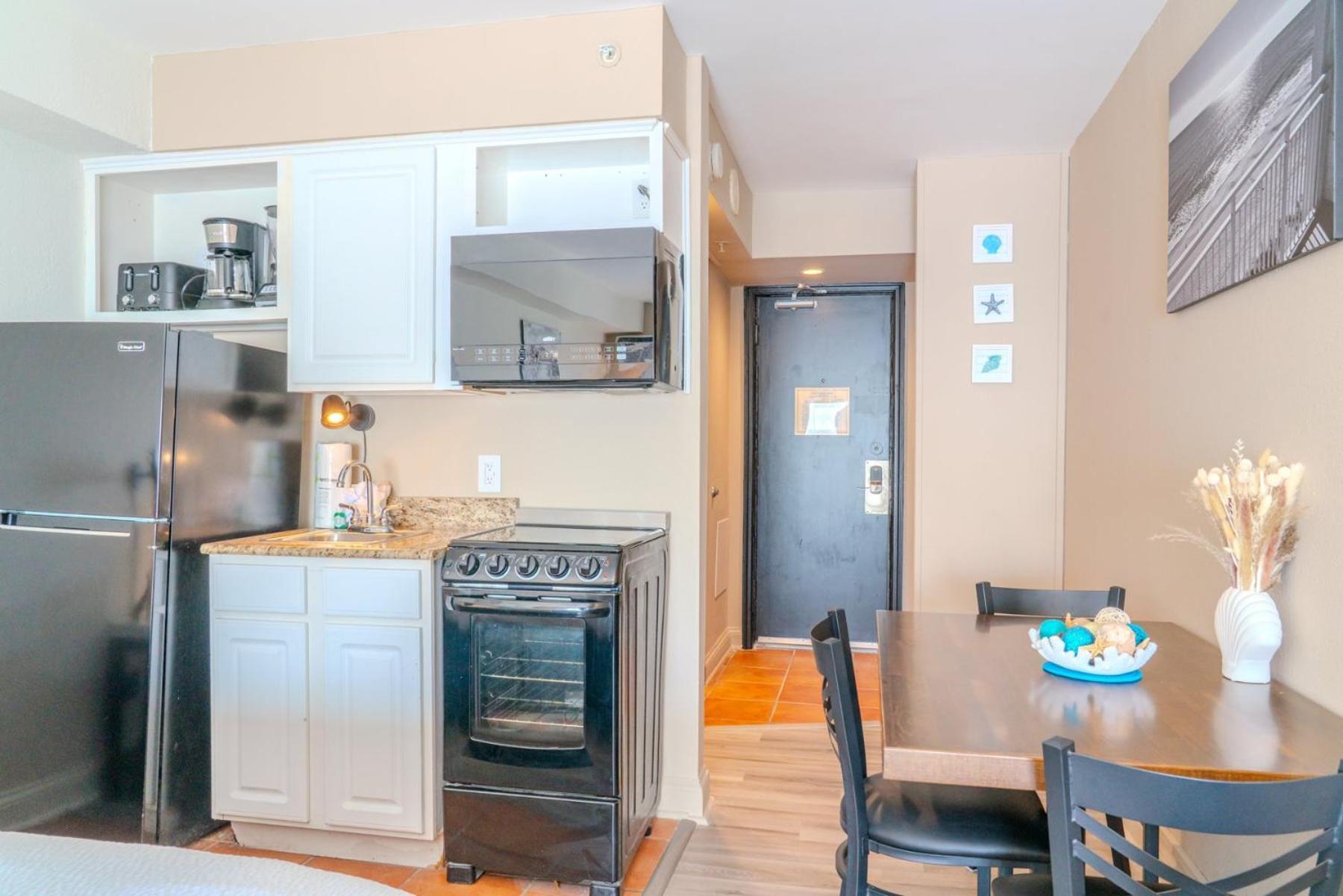 Beautiful Ocean Front Double Queen Suite - Sea Mist Resort 20905 - Perfect For 2-4 Guests! Myrtle Beach Eksteriør billede